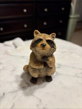 Lipco Racoon figurine collectible vintage decor Taiwan